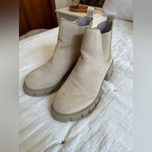 Steve Madden Howler Lug Sole Boots